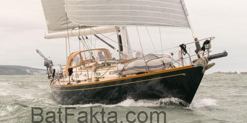 Hinckley 51 tekniska specifikationer och recensioner